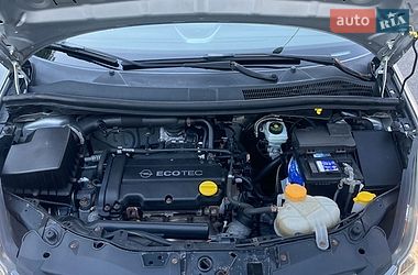 Хэтчбек Opel Corsa 2009 в Черкассах