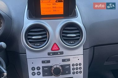 Хэтчбек Opel Corsa 2009 в Черкассах