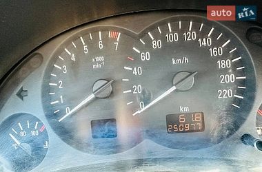Хэтчбек Opel Corsa 2001 в Хмельницком
