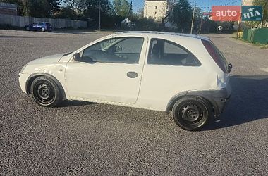 Хэтчбек Opel Corsa 2005 в Львове