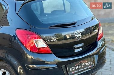 Хэтчбек Opel Corsa 2012 в Николаеве