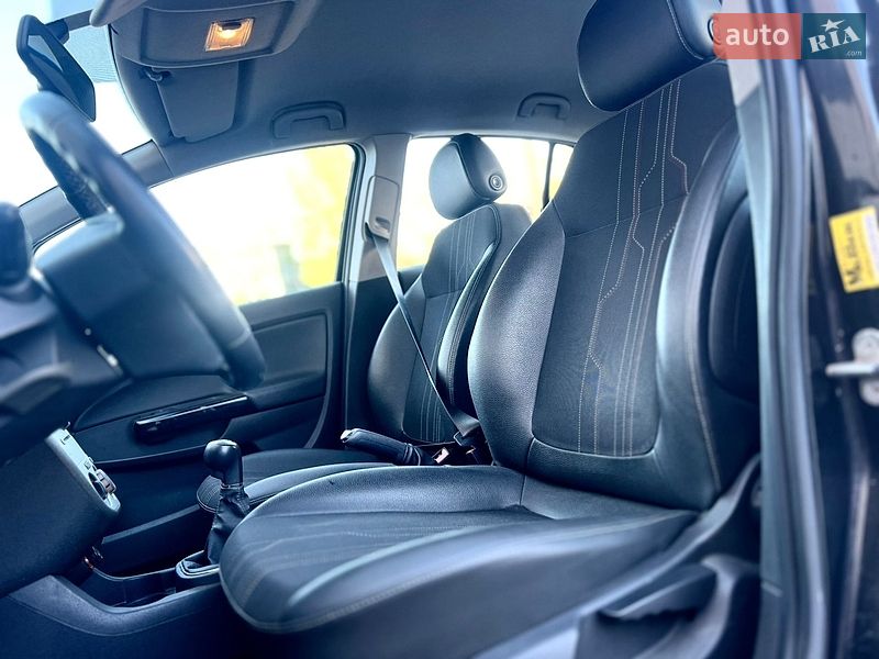 Хэтчбек Opel Corsa 2012 в Николаеве