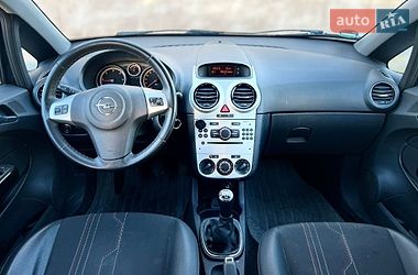 Хэтчбек Opel Corsa 2012 в Николаеве