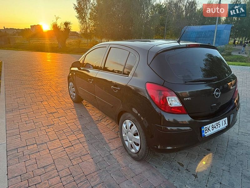 Хэтчбек Opel Corsa 2007 в Здолбунове