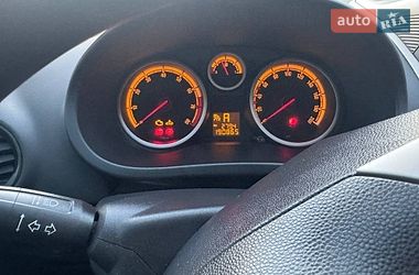 Хэтчбек Opel Corsa 2007 в Здолбунове
