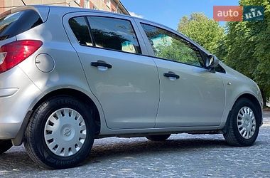 Хэтчбек Opel Corsa 2011 в Тернополе
