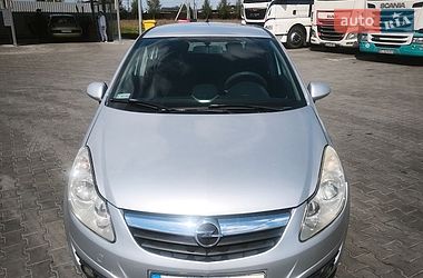 Хэтчбек Opel Corsa 2008 в Луцке