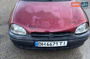 Хэтчбек Opel Corsa 1996 в Одессе