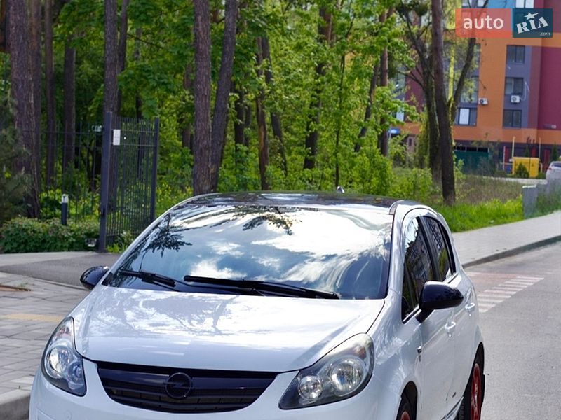 Хетчбек Opel Corsa 2010 в Житомирі фото 3 Хетчбек Opel Corsa 2010 в Житомирі