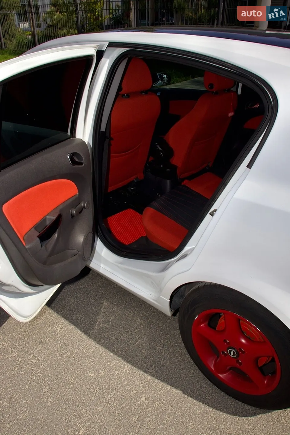 2010 Opel Corsa - мініатюра 25