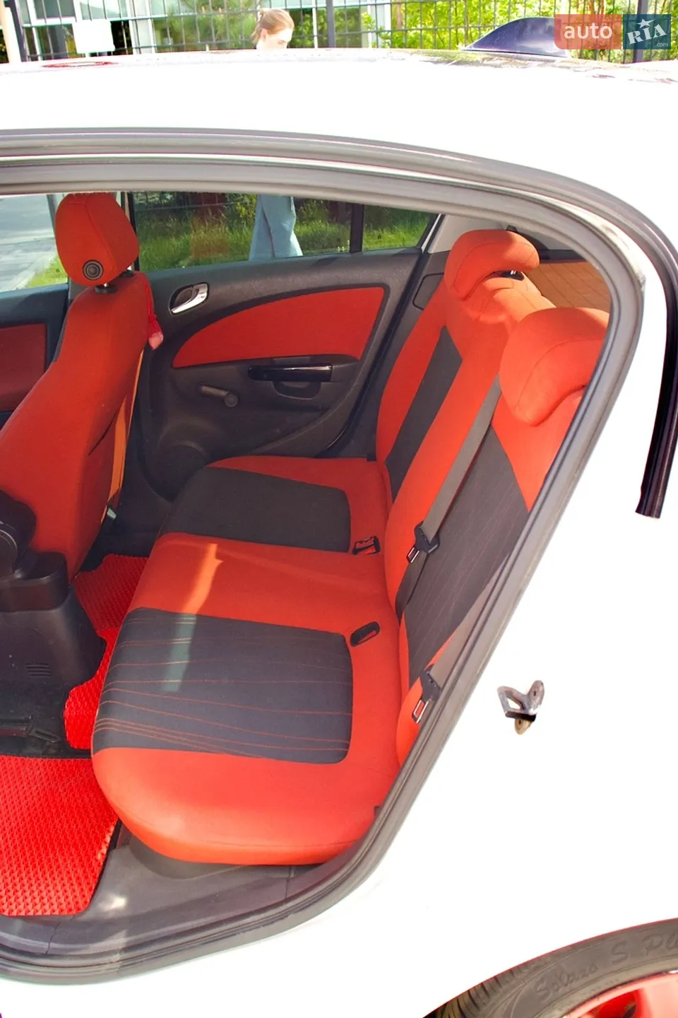 2010 Opel Corsa - мініатюра 27