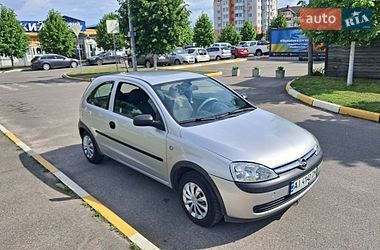 Хэтчбек Opel Corsa 2002 в Буче
