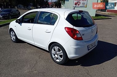 Хэтчбек Opel Corsa 2012 в Сваляве