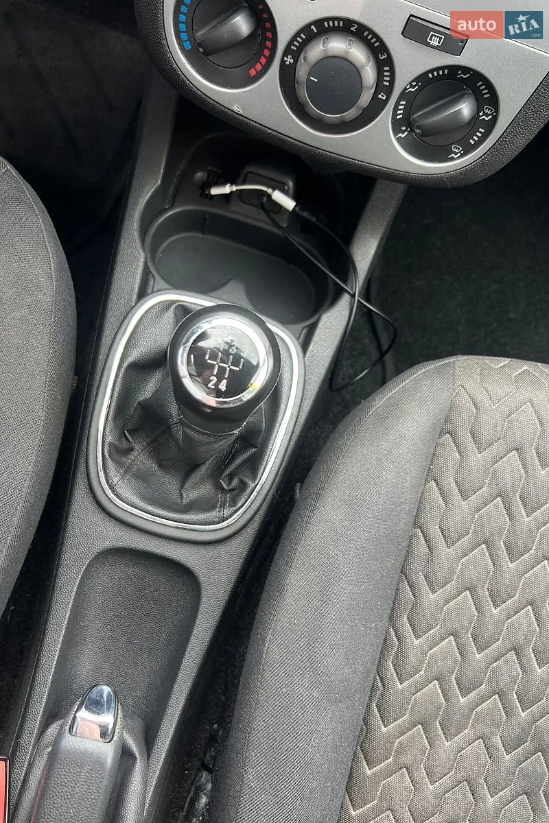 2013 Opel Corsa - мініатюра 16