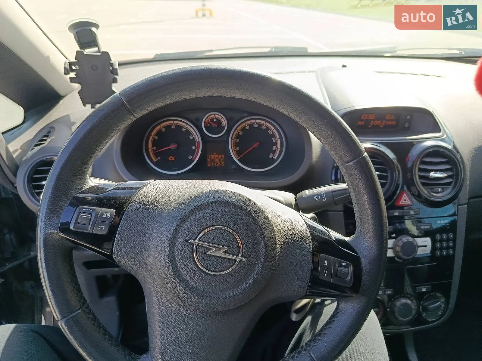 2010 Opel Corsa - мініатюра 3