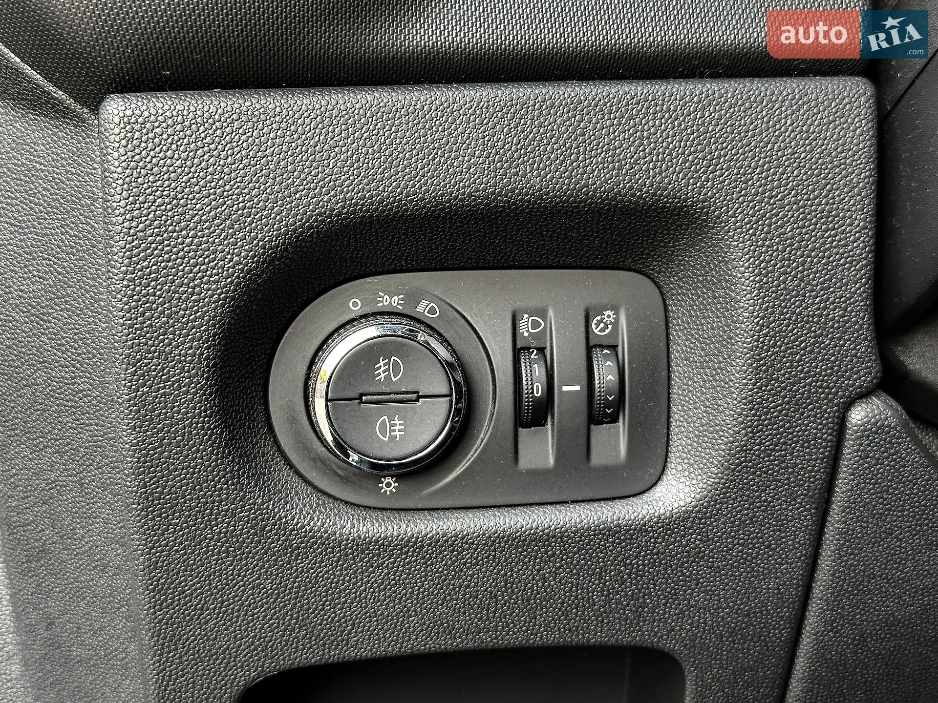 2012 Opel Corsa - мініатюра 38