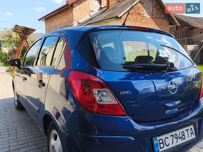 Хэтчбек Opel Corsa 2007 в Трускавце