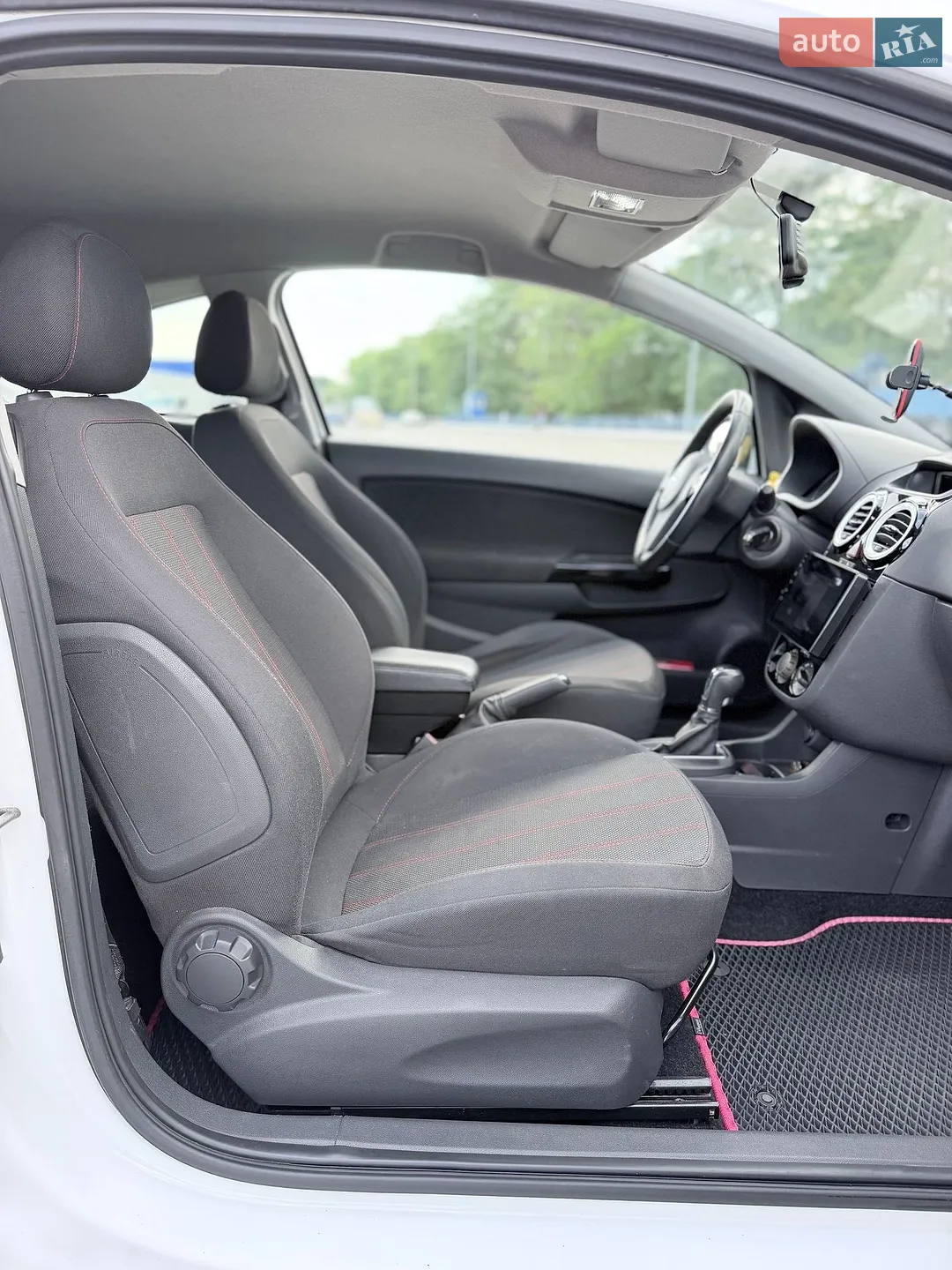 2010 Opel Corsa - мініатюра 17