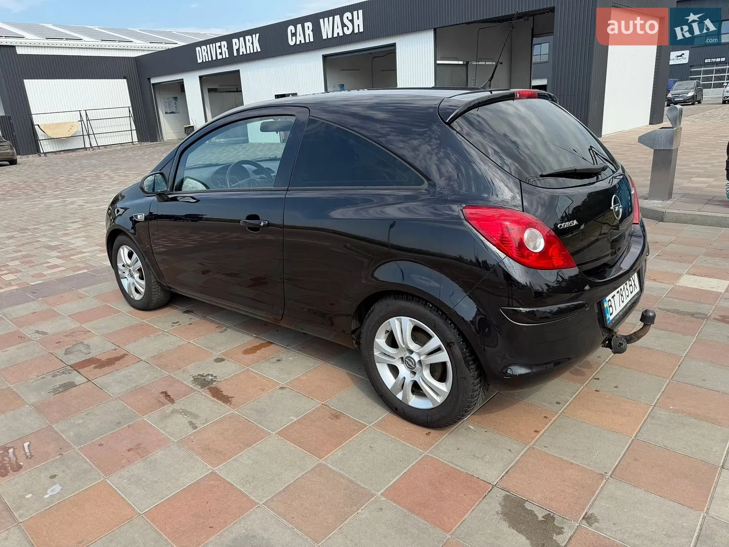 2010 Opel Corsa - мініатюра 3
