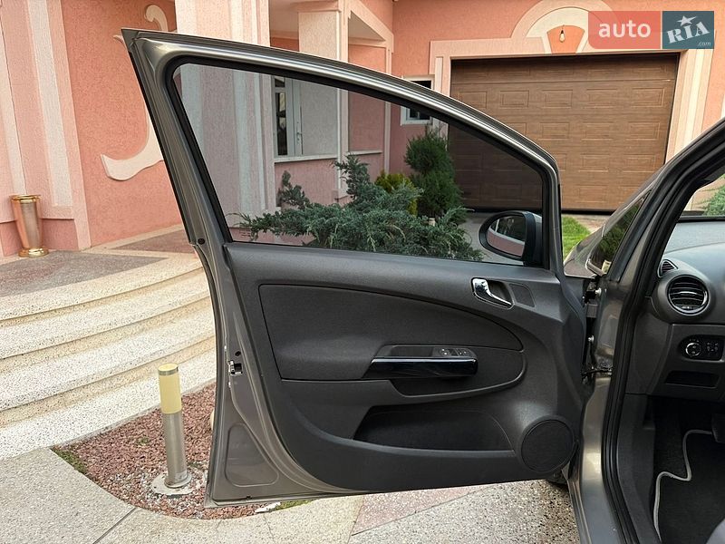 Хэтчбек Opel Corsa 2011 в Черновцах фото 24 Хэтчбек Opel Corsa 2011 в Черновцах
