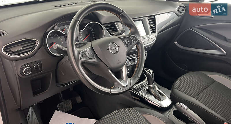 Внедорожник / Кроссовер Opel Crossland X 2020 в Львове