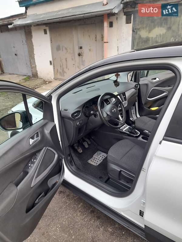 Внедорожник / Кроссовер Opel Crossland X 2021 в Николаеве