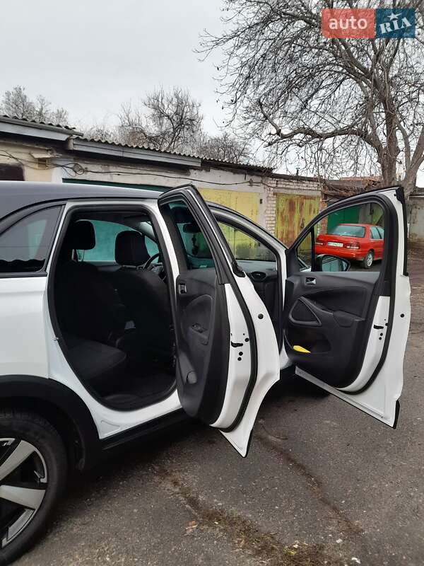 Внедорожник / Кроссовер Opel Crossland X 2021 в Николаеве