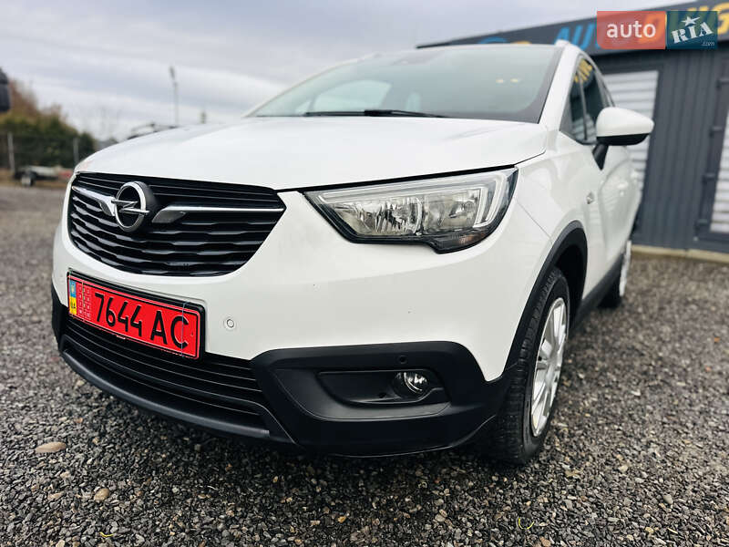 Позашляховик / Кросовер Opel Crossland X 2020 в Іршаві