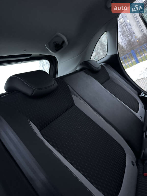 Внедорожник / Кроссовер Opel Crossland X 2019 в Трускавце