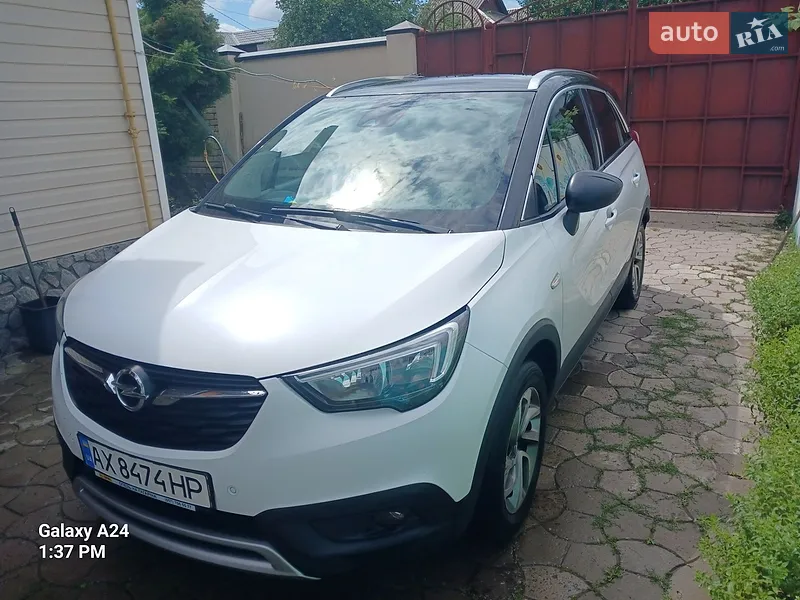 Opel Crossland X