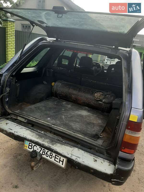 Позашляховик / Кросовер Opel Frontera 1996 в Сокалі