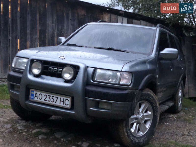 Opel Frontera 2000