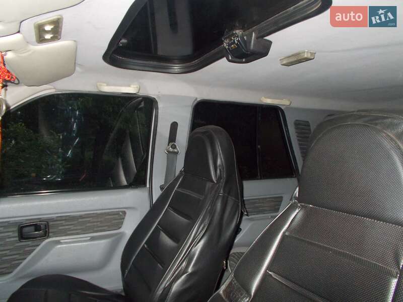 Позашляховик / Кросовер Opel Frontera 1993 в Черкасах