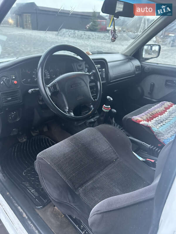 Внедорожник / Кроссовер Opel Frontera 1998 в Новоукраинке