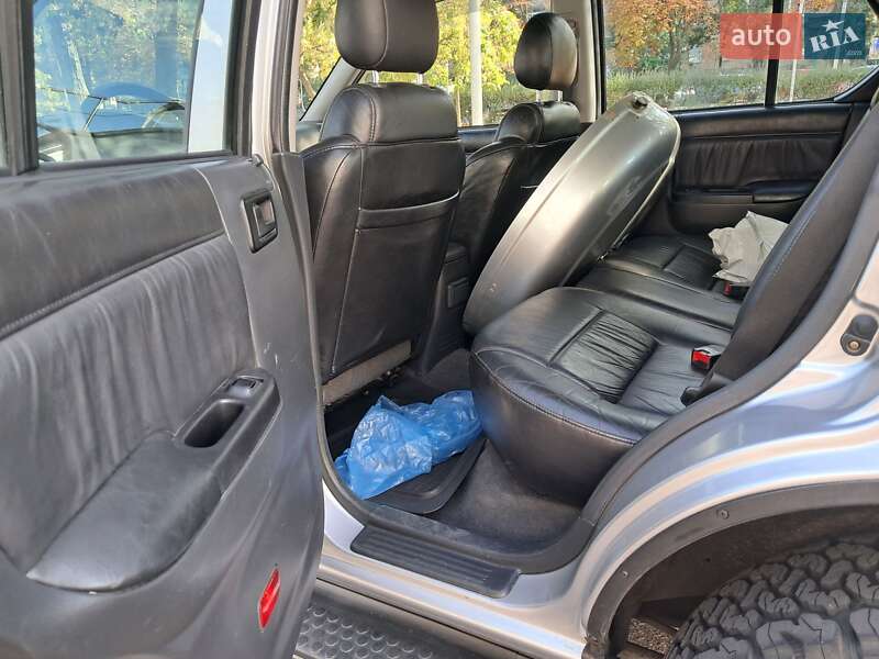 Позашляховик / Кросовер Opel Frontera 2001 в Києві