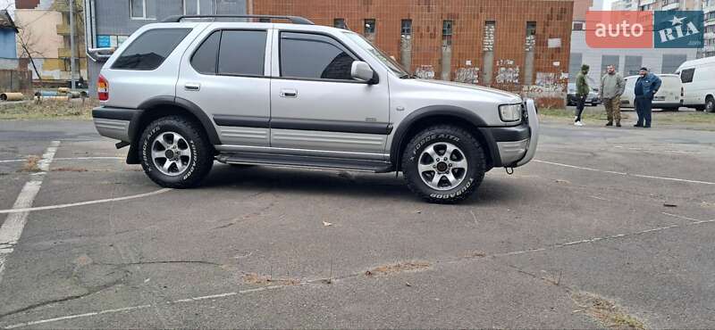 Позашляховик / Кросовер Opel Frontera 2001 в Києві