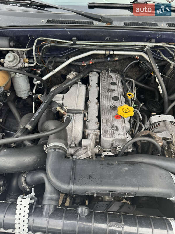 Внедорожник / Кроссовер Opel Frontera 1998 в Умани