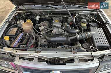 Внедорожник / Кроссовер Opel Frontera 2003 в 