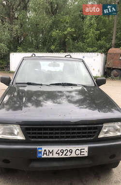Внедорожник / Кроссовер Opel Frontera 1996 в 