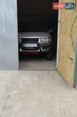 Внедорожник / Кроссовер Opel Frontera 1998 в 
