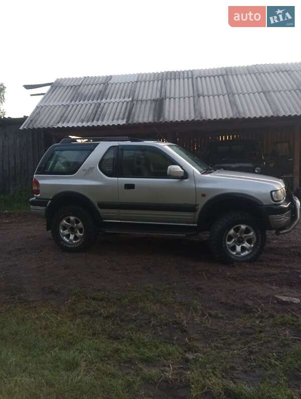 Внедорожник / Кроссовер Opel Frontera 1999 в Репках
