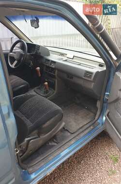 Внедорожник / Кроссовер Opel Frontera 1993 в 