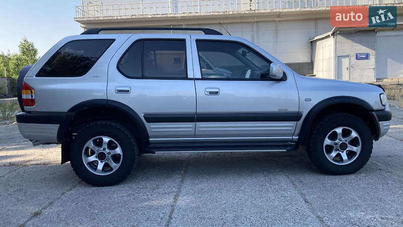 Позашляховик / Кросовер Opel Frontera 2001 в Одесі