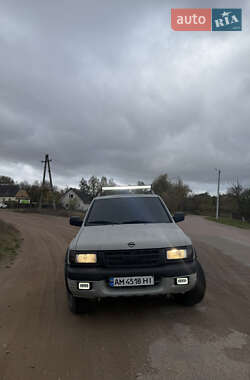 Внедорожник / Кроссовер Opel Frontera 2001 в 