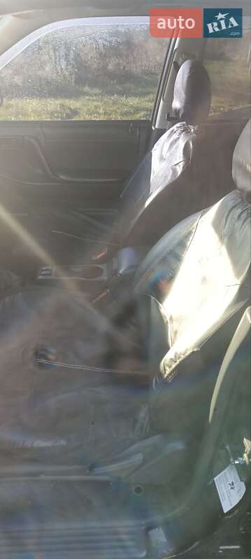 Позашляховик / Кросовер Opel Frontera 2002 в Луцьку