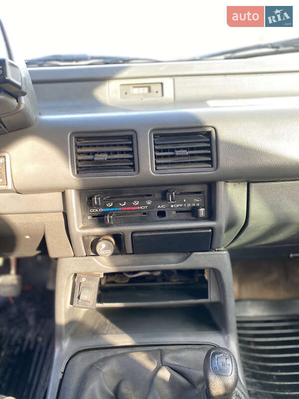 Позашляховик / Кросовер Opel Frontera 1992 в Умані