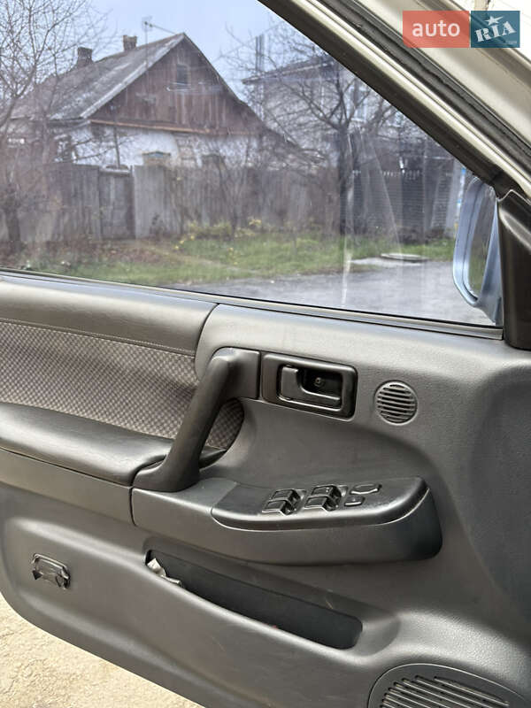 Позашляховик / Кросовер Opel Frontera 2003 в Запоріжжі