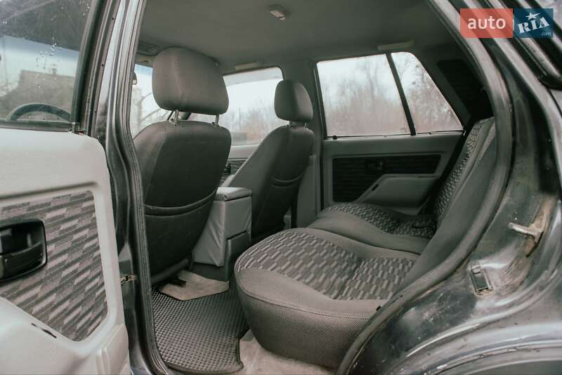 Позашляховик / Кросовер Opel Frontera 1993 в Черкасах фото 10 Позашляховик / Кросовер Opel Frontera 1993 в Черкасах