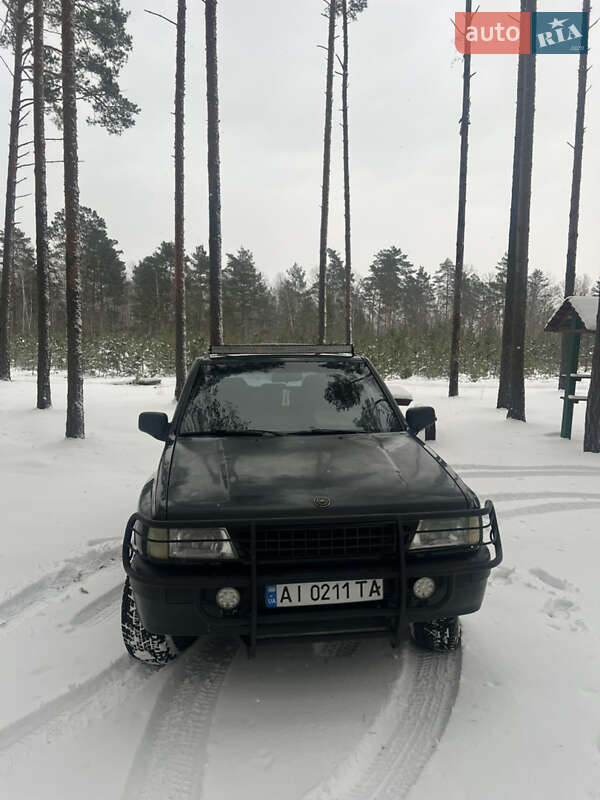 Внедорожник / Кроссовер Opel Frontera 1994 в Олевске
