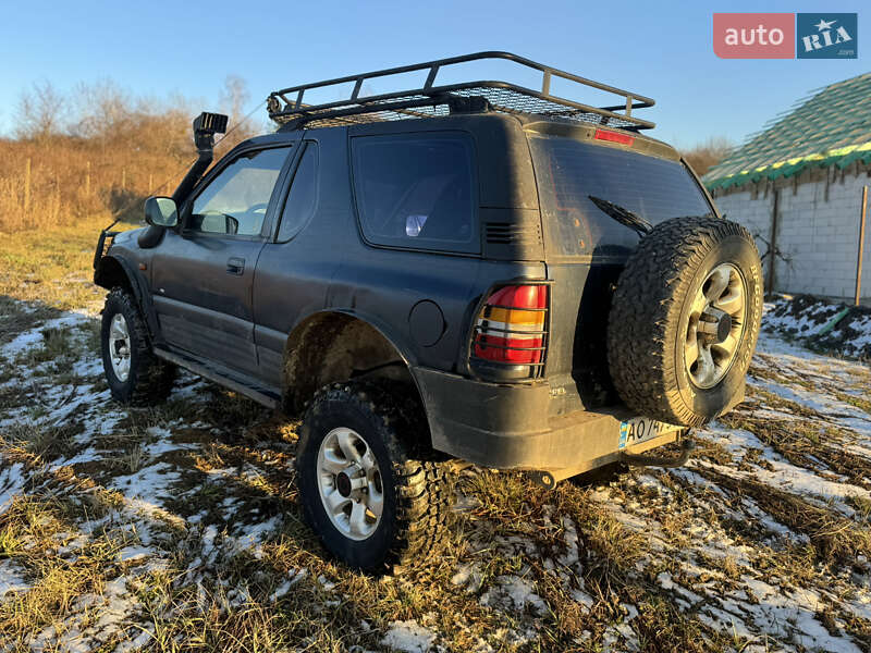 Внедорожник / Кроссовер Opel Frontera 1999 в Ужгороде